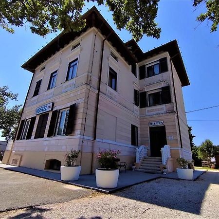 San Valentino Hotel Bašanija Kültér fotó